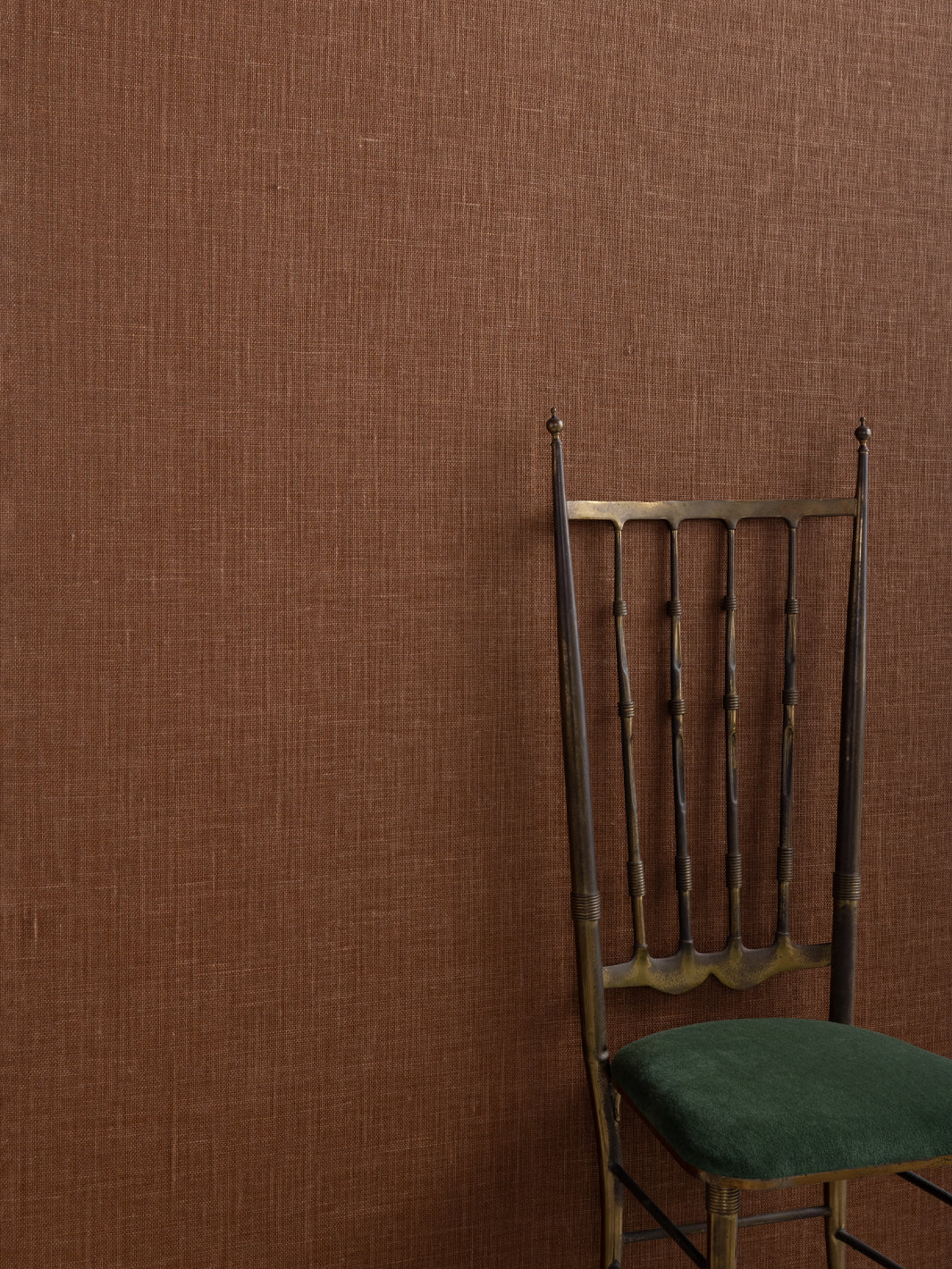 'Burlap' Grasscloth Wallpaper in Chestnut