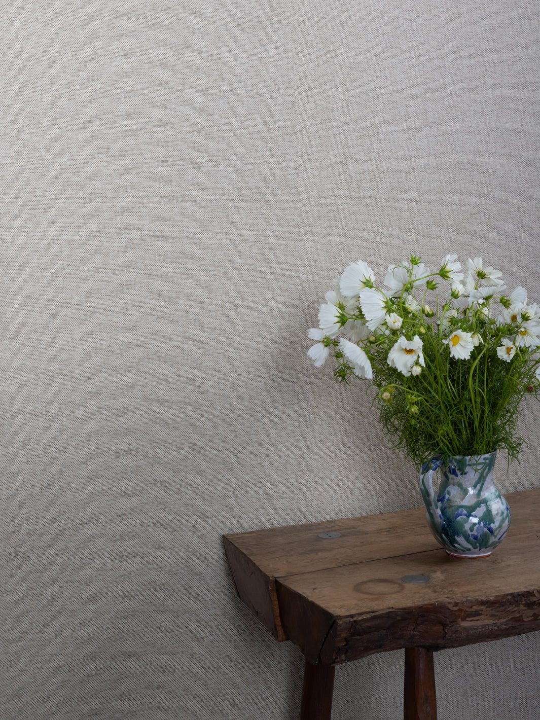 'Stitch Two Tone' Grasscloth Wallpaper in Oak Cream