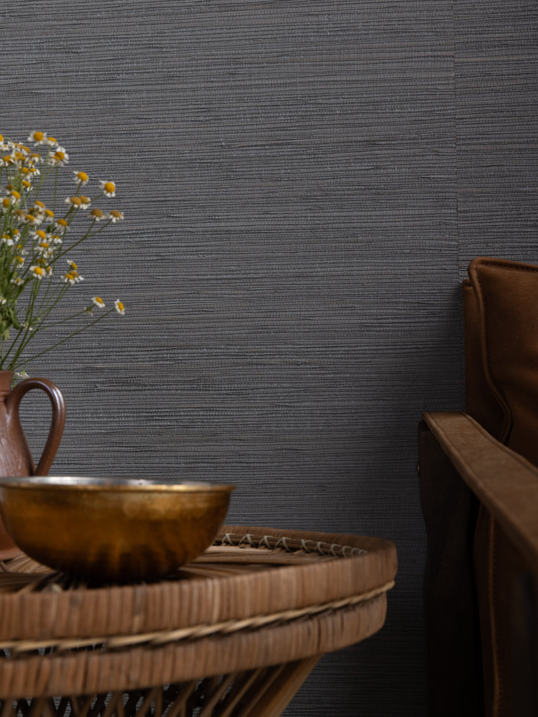 'Woven Solid' Grasscloth Wallpaper in Dove