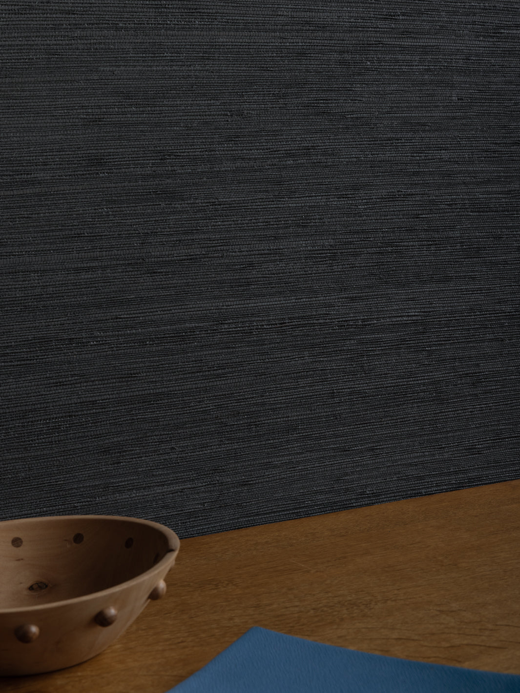 'Woven Solid' Grasscloth Wallpaper in Fog